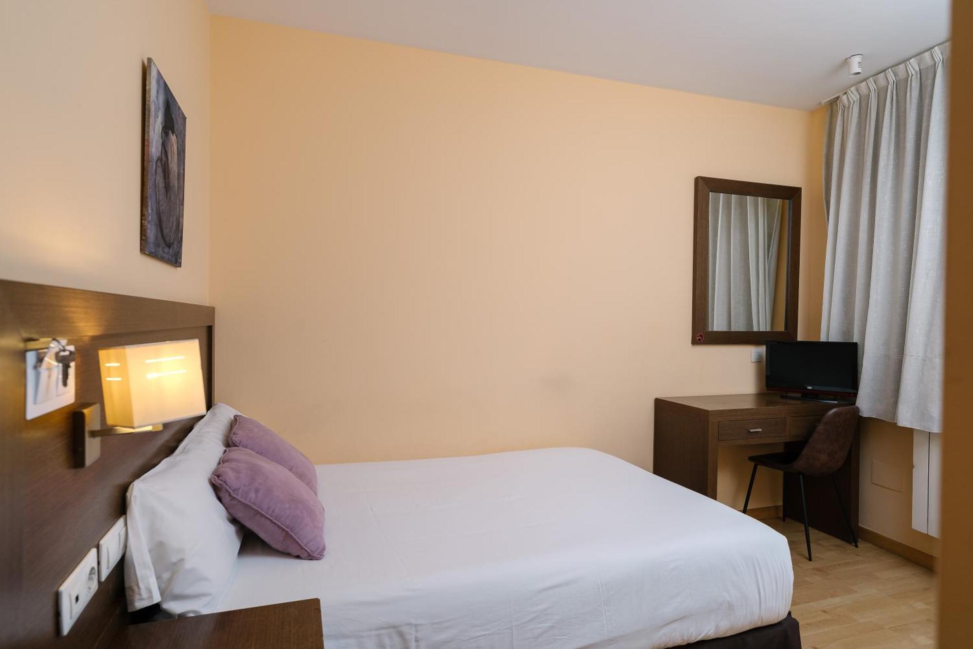 Hostal Acanto Burgo Exteriör bild
